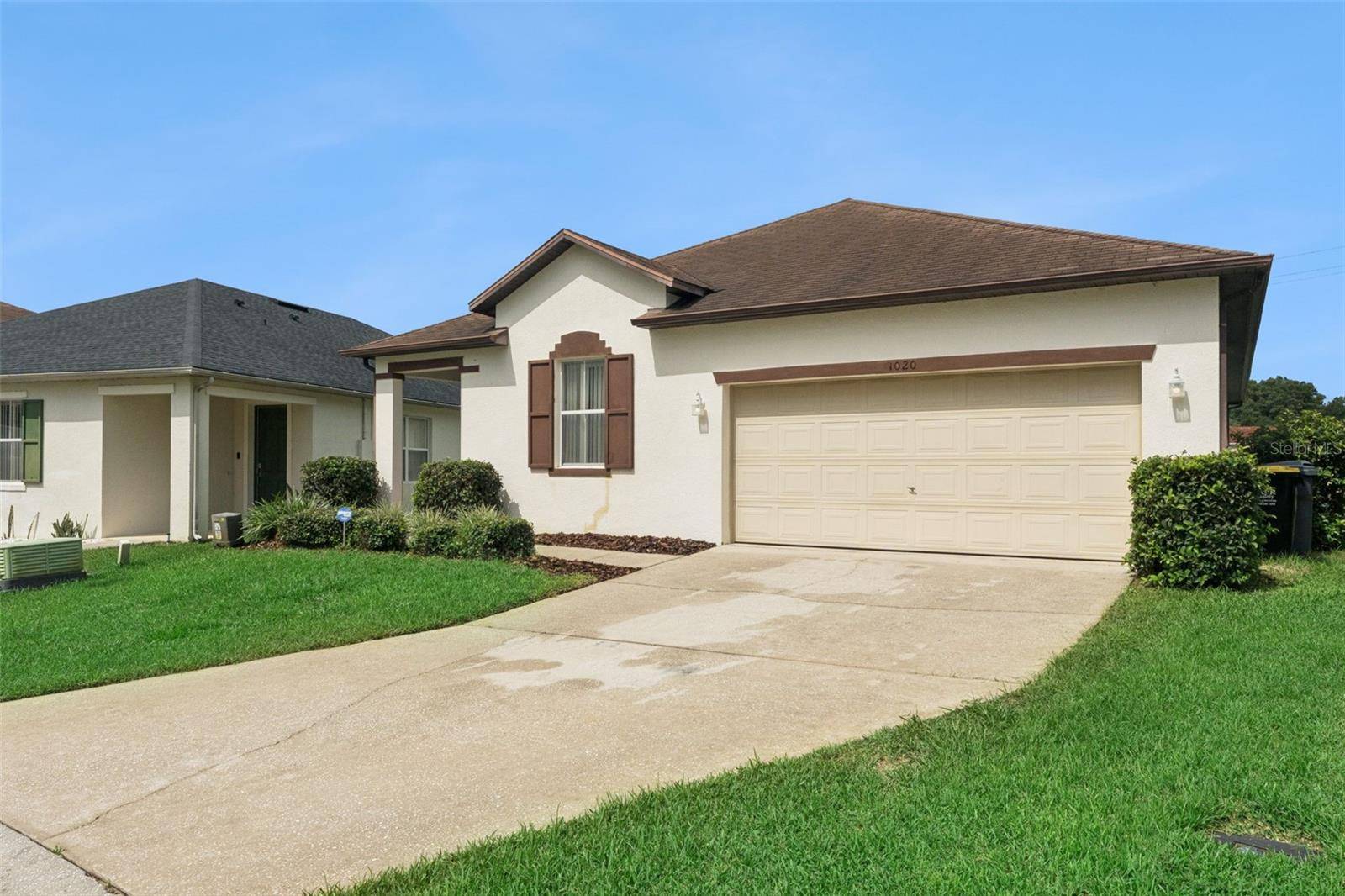 1020 PINE RIDGE DR, Davenport, FL 33896
