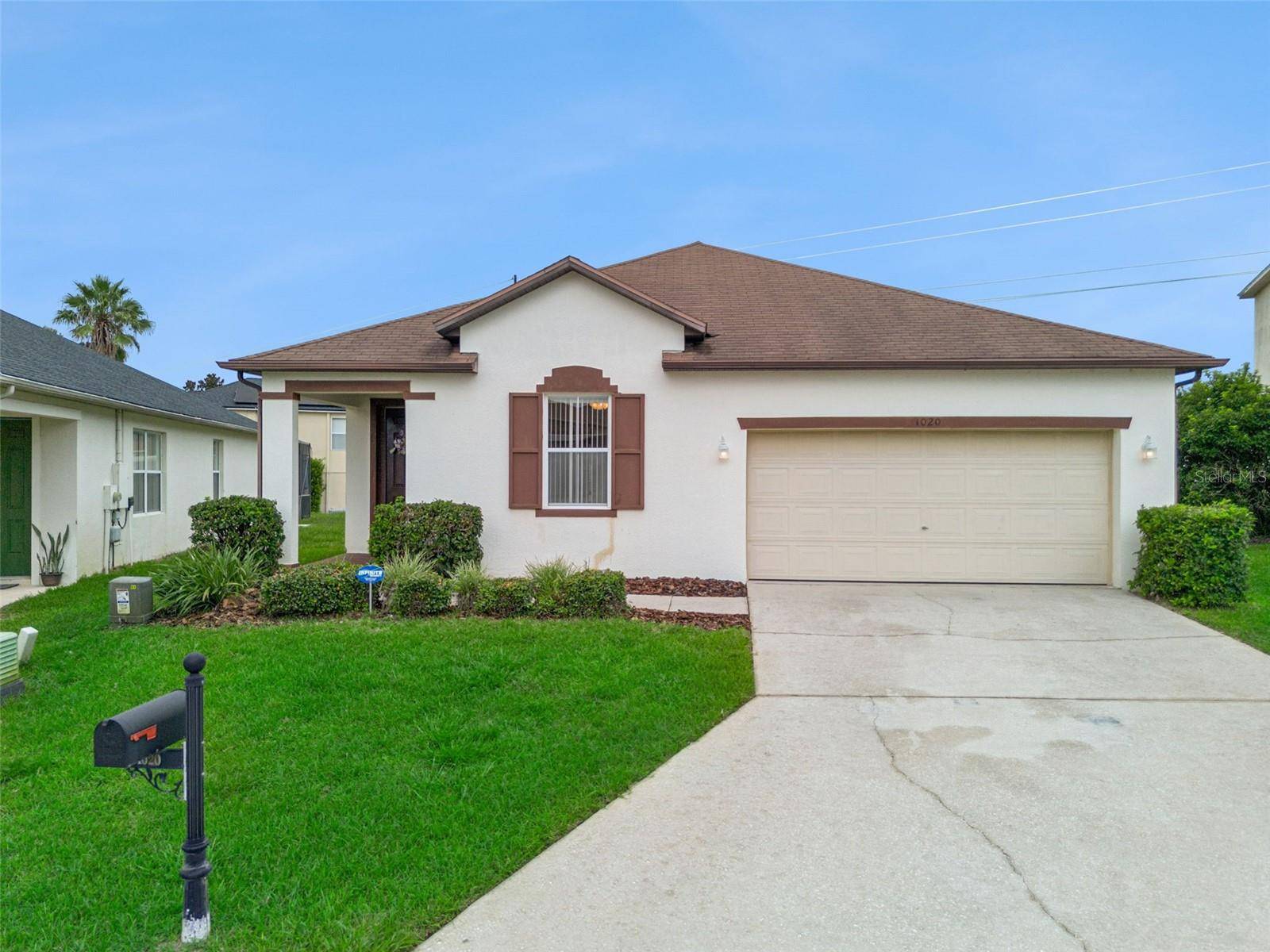 1020 PINE RIDGE DR, Davenport, FL 33896