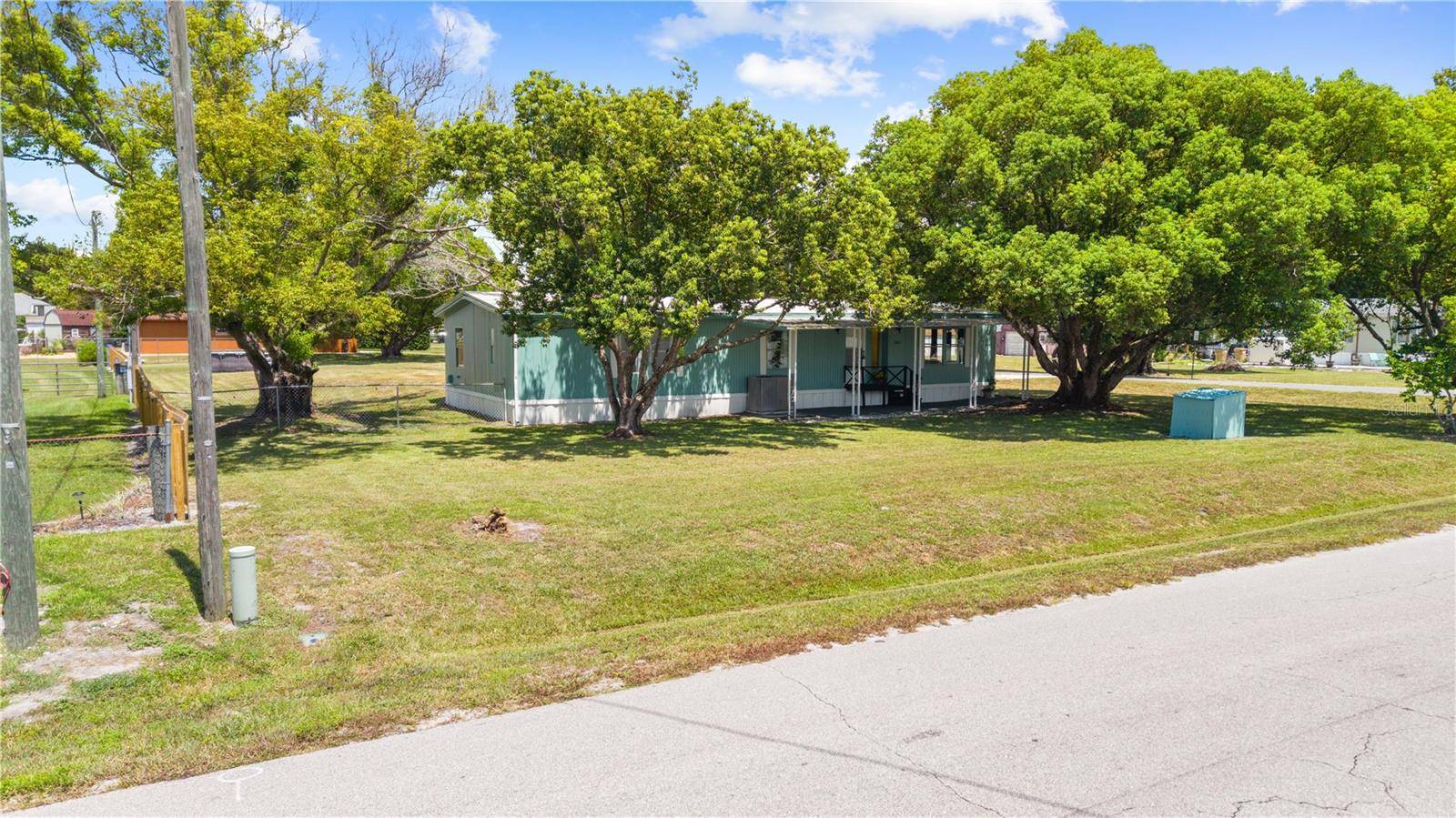 5601 LAKE LIZZIE DR, St Cloud, FL 34771