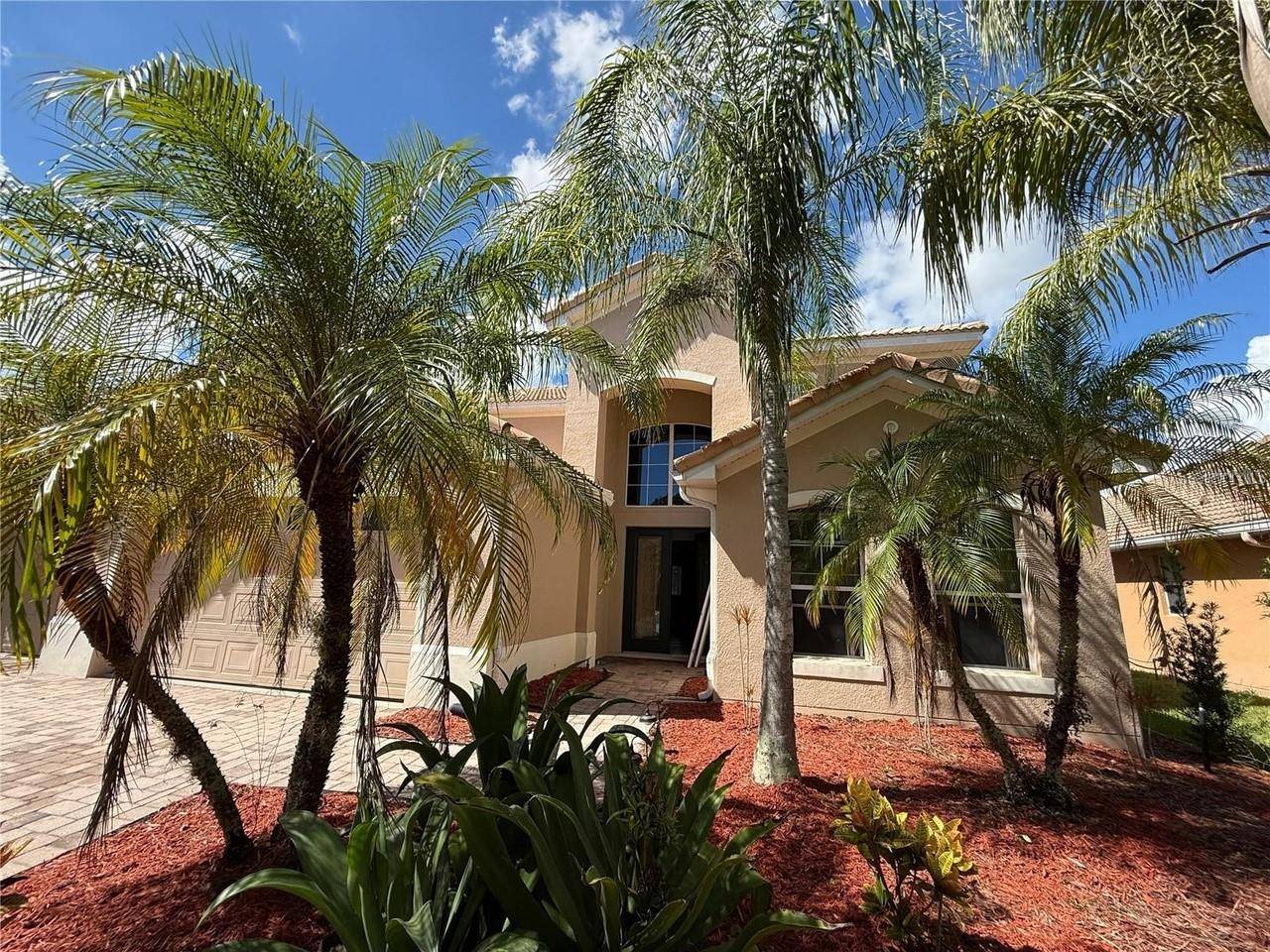 3811 N EAGLE ISLES CIR, Kissimmee, FL 34758