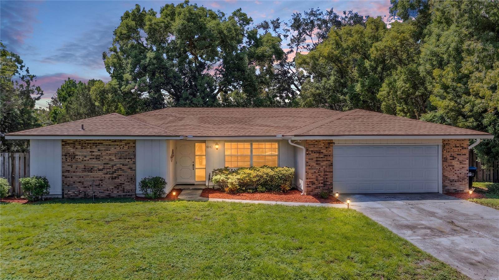 8142 GOLDEN SANDS DR, Orlando, FL 32819