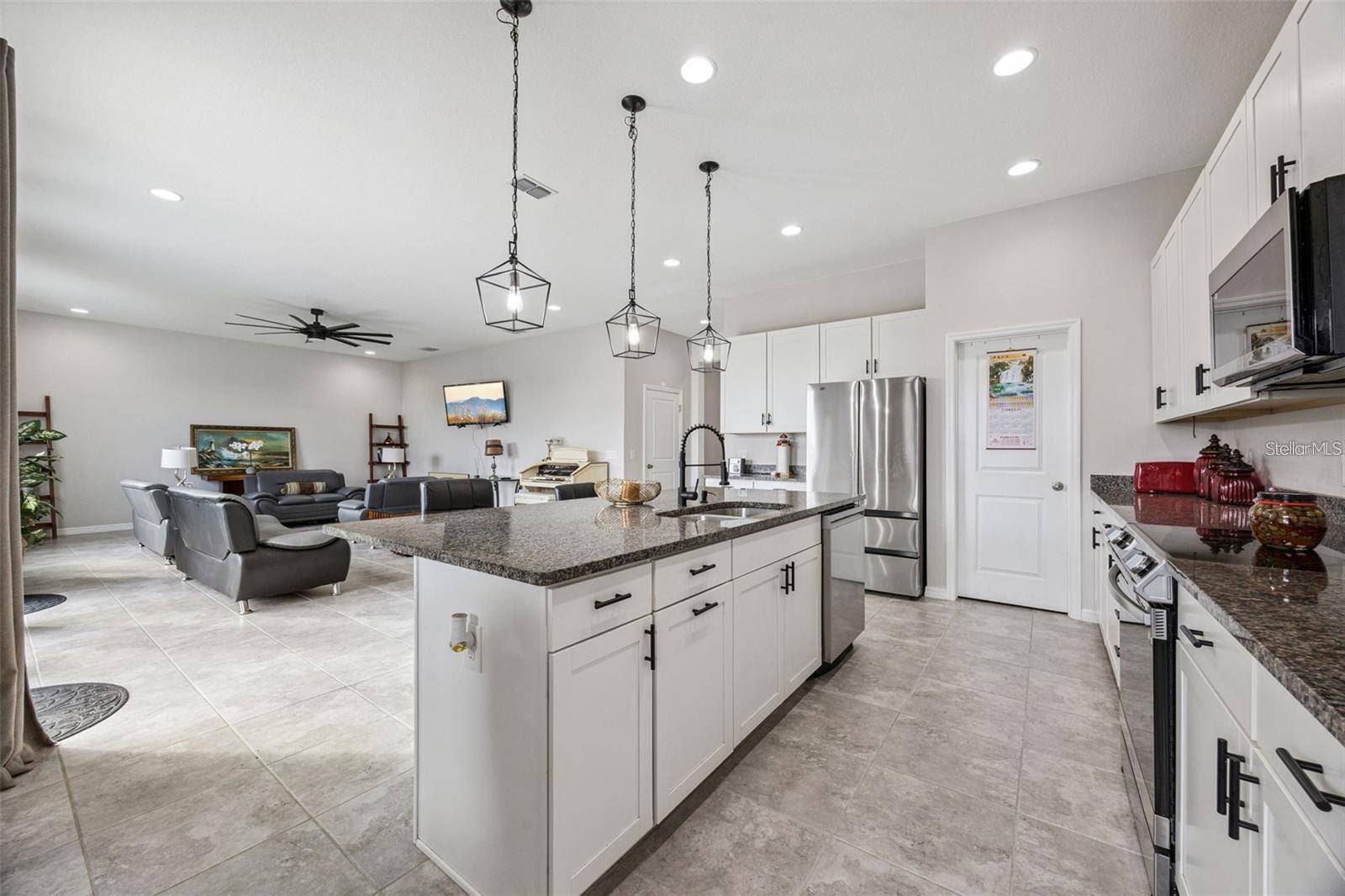 2091 BRILLANTE DR, St Cloud, FL 34771