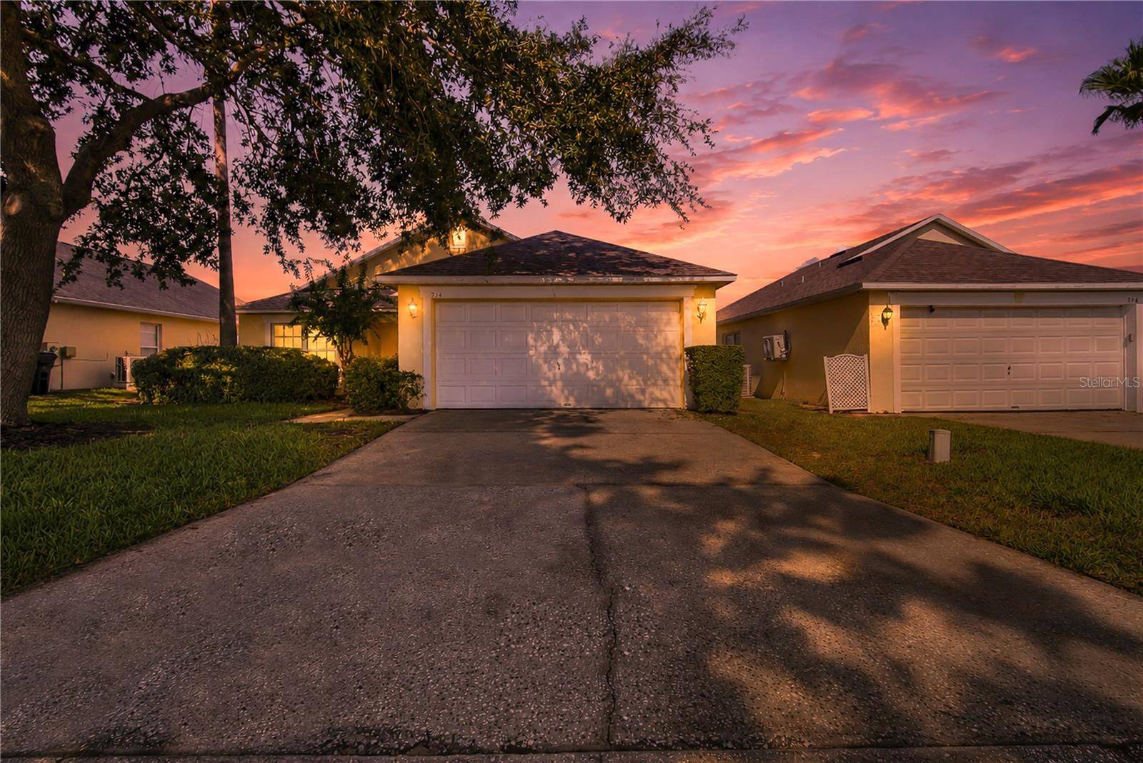 324 CASTERTON CIR, Davenport, FL 33897