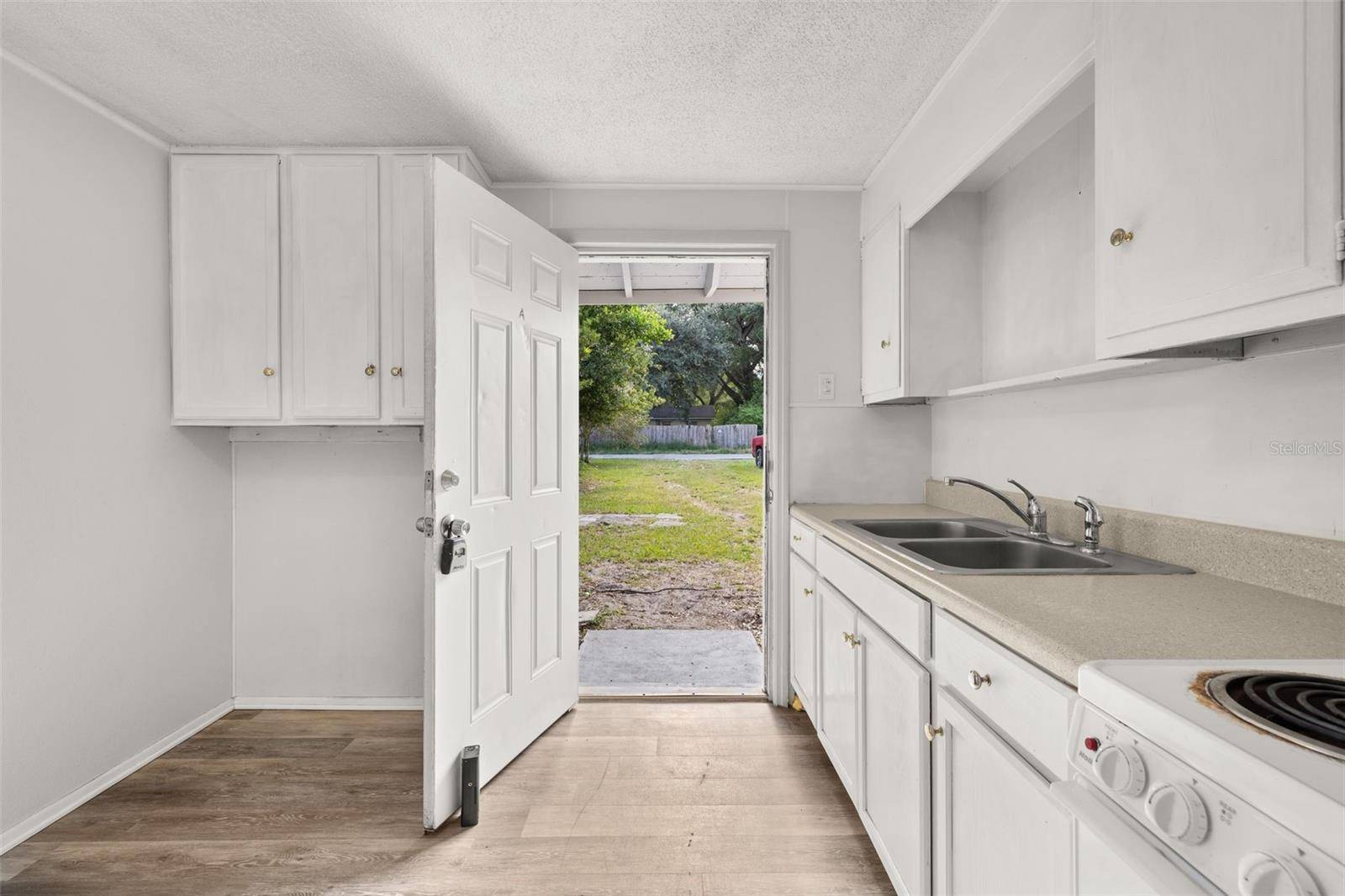 229 MCKEAN ST, Auburndale, FL 33823
