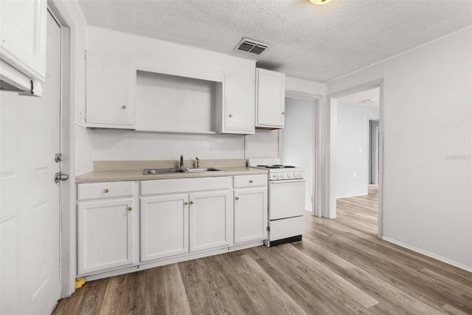 229 MCKEAN ST, Auburndale, FL 33823