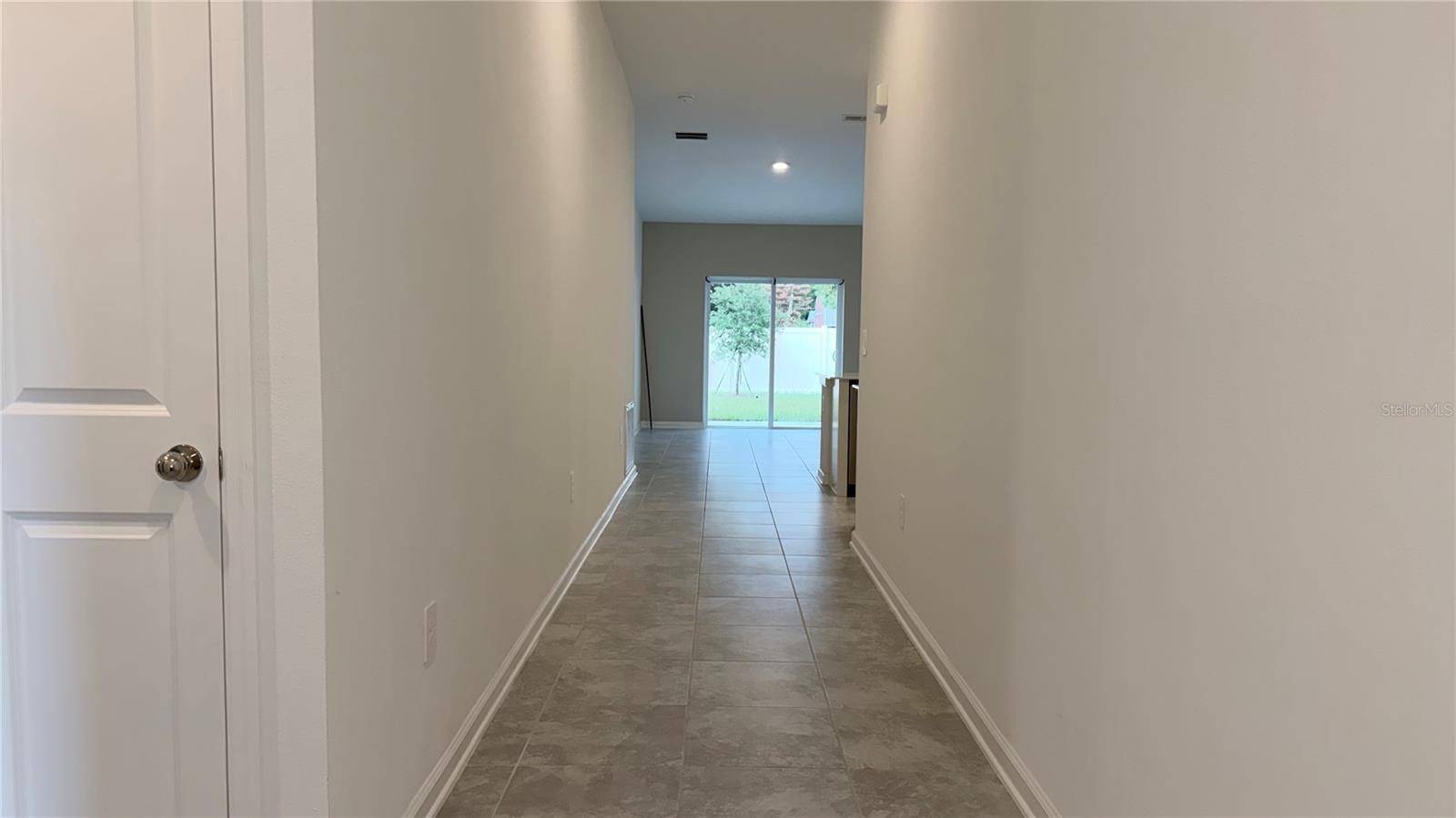 1129 DEEPWATER CIR, Eagle Lake, FL 33839