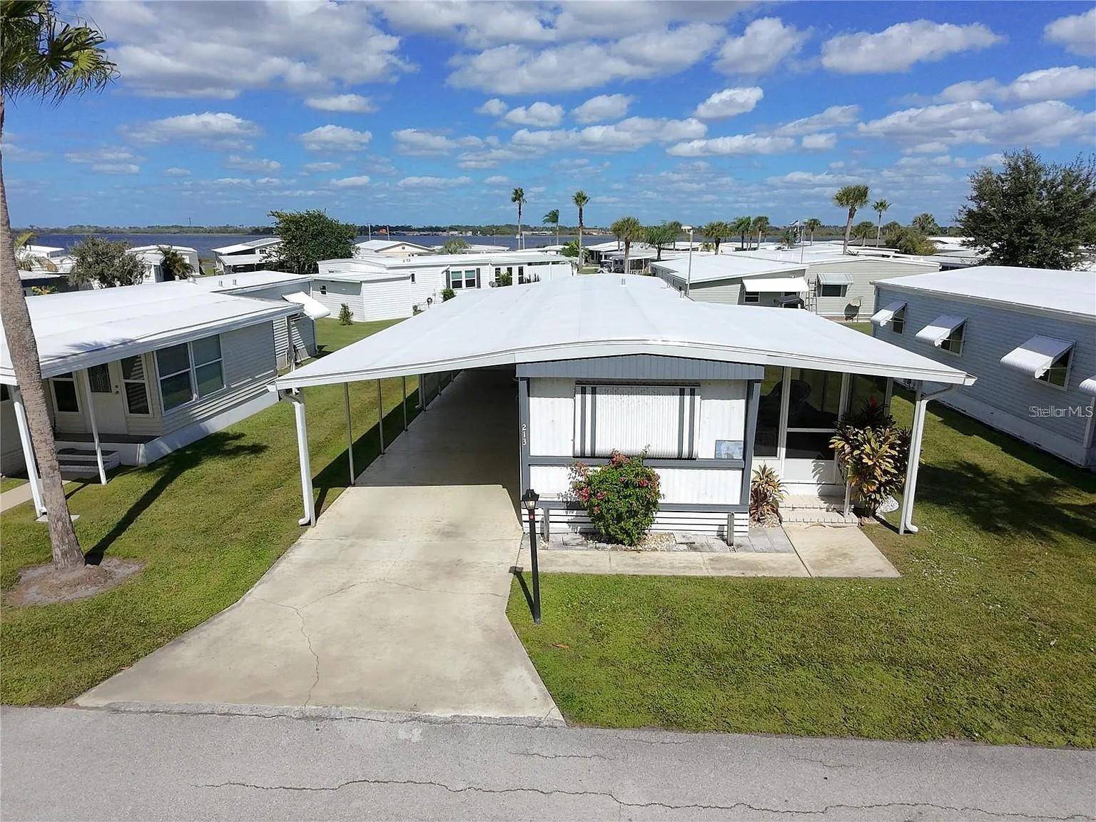 213 LAKESIDE RANCH CIR, Winter Haven, FL 33881