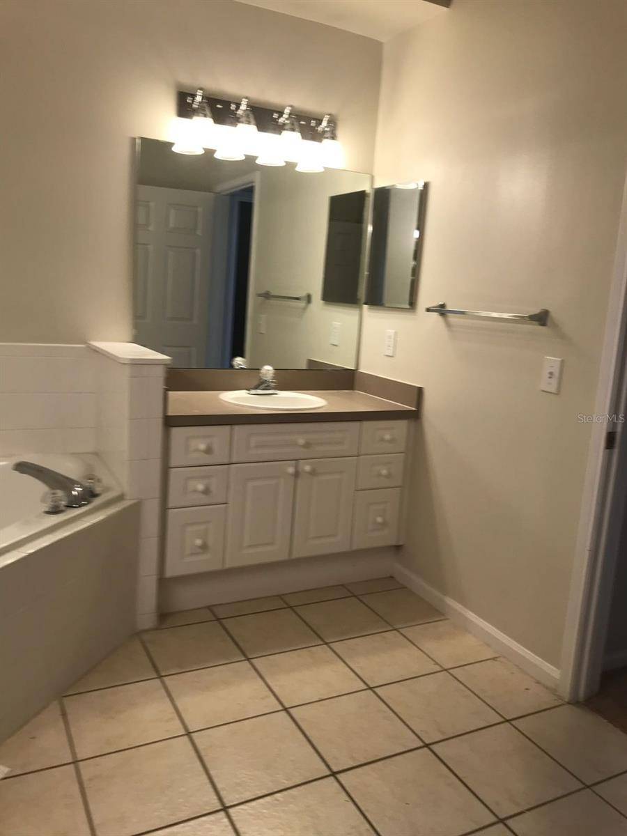 239 LONGVIEW AVE #201, Celebration, FL 34747