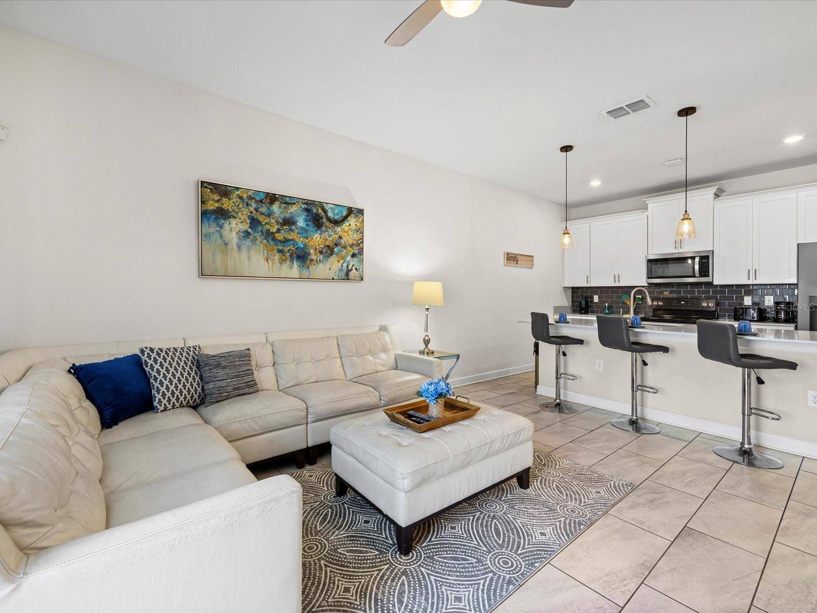 8991 STINGER DR, Davenport, FL 33896