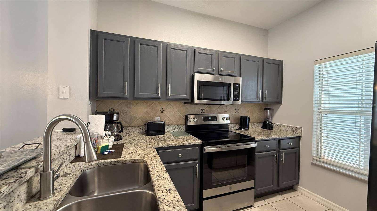 8517 BAY LILLY LOOP, Kissimmee, FL 34747