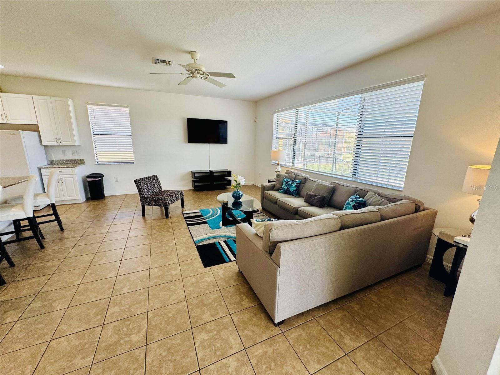 2586 ROSEMONT CIR, Davenport, FL 33837