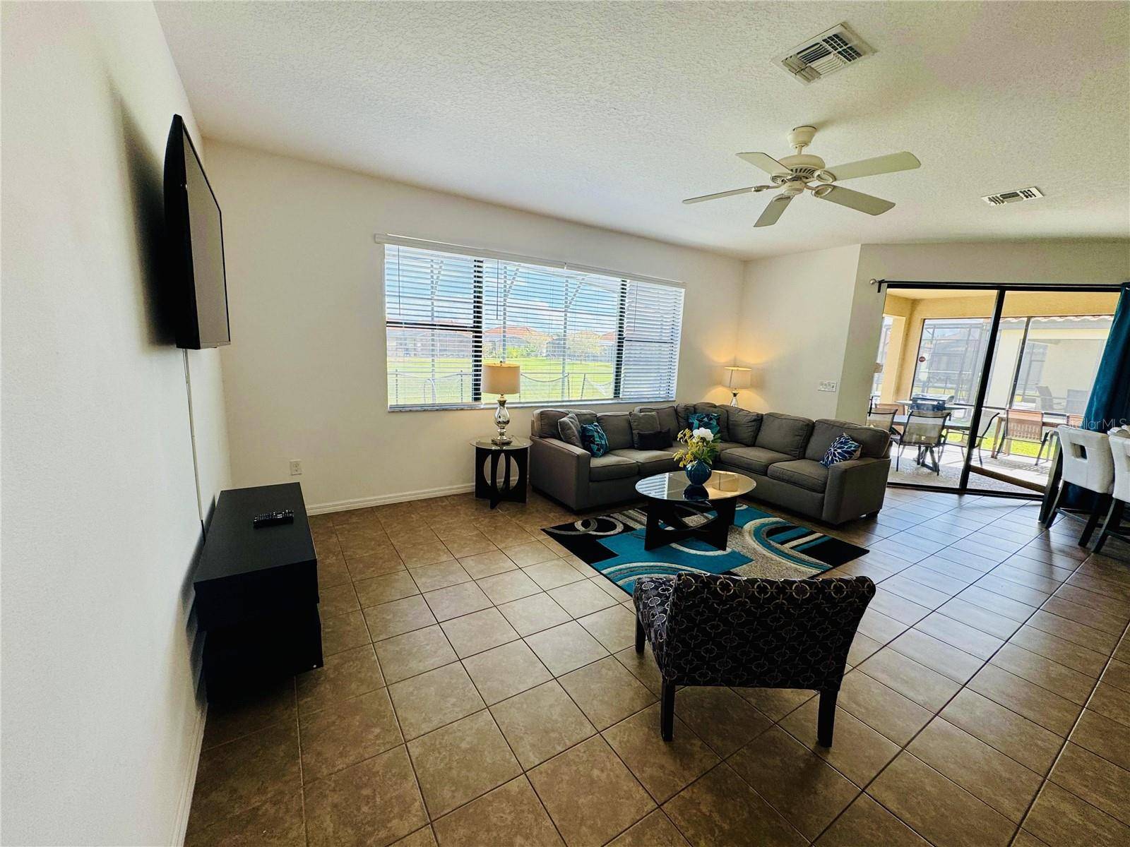 2586 ROSEMONT CIR, Davenport, FL 33837