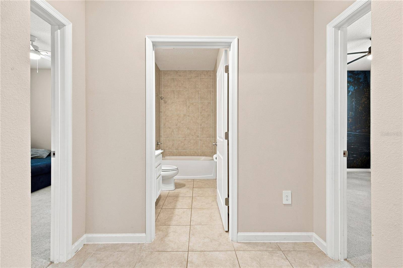 3754 ISLE ROYAL PL, Apopka, FL 32712