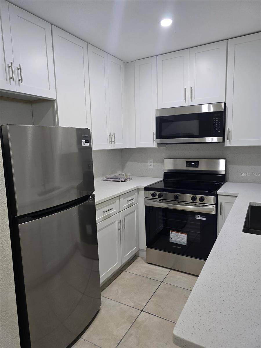 3064 SAINT PAUL DR #3064, Winter Haven, FL 33880