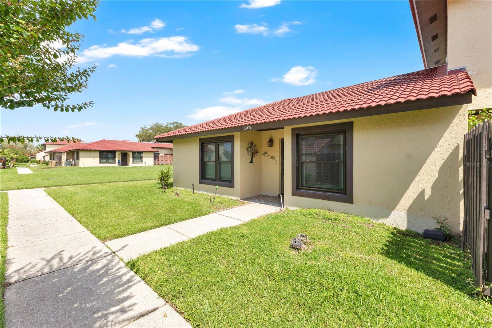 545 HUNTER CIR, Kissimmee, FL 34758