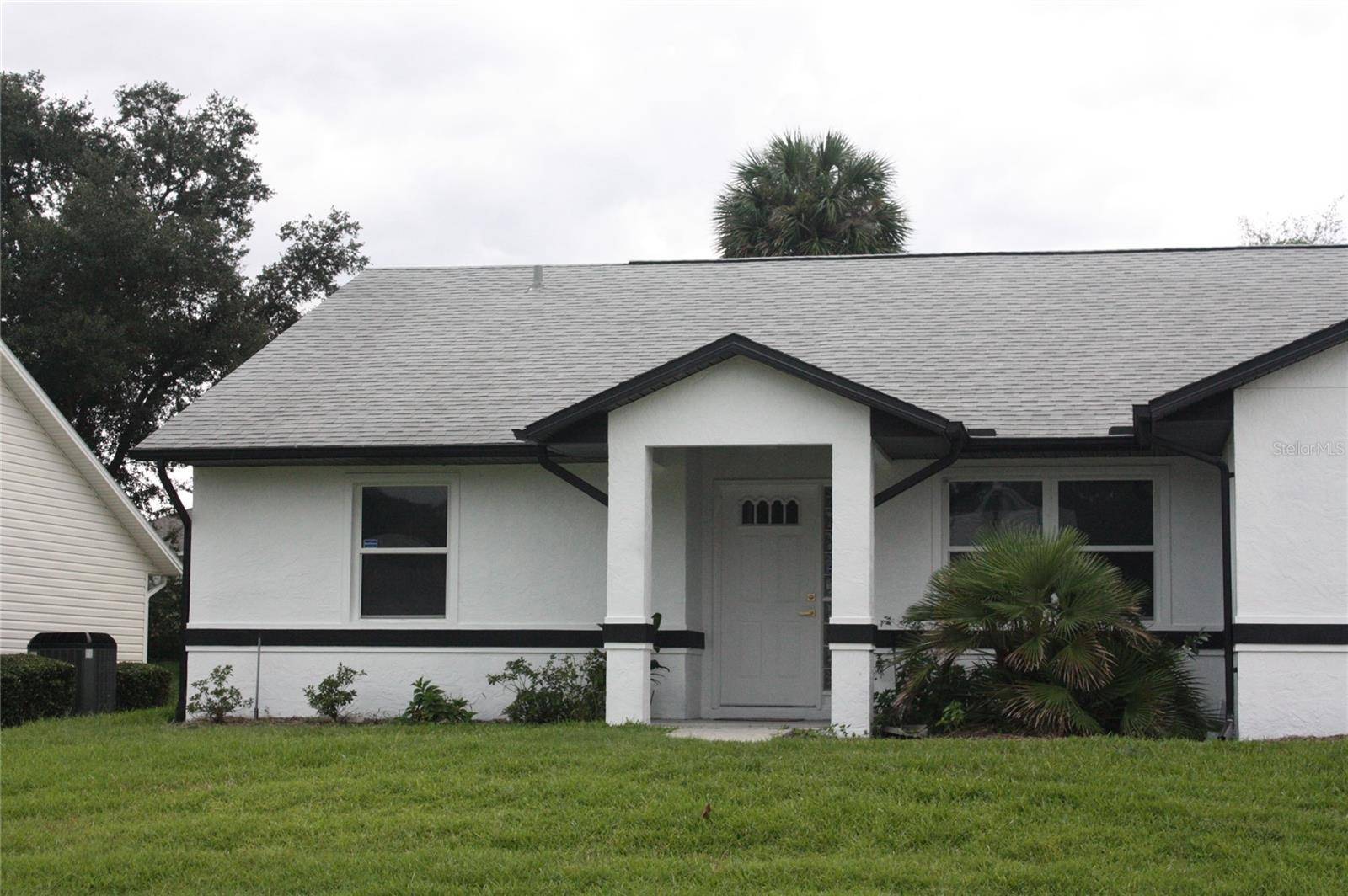 26245 NEWCOMBE CIR, Leesburg, FL 34748