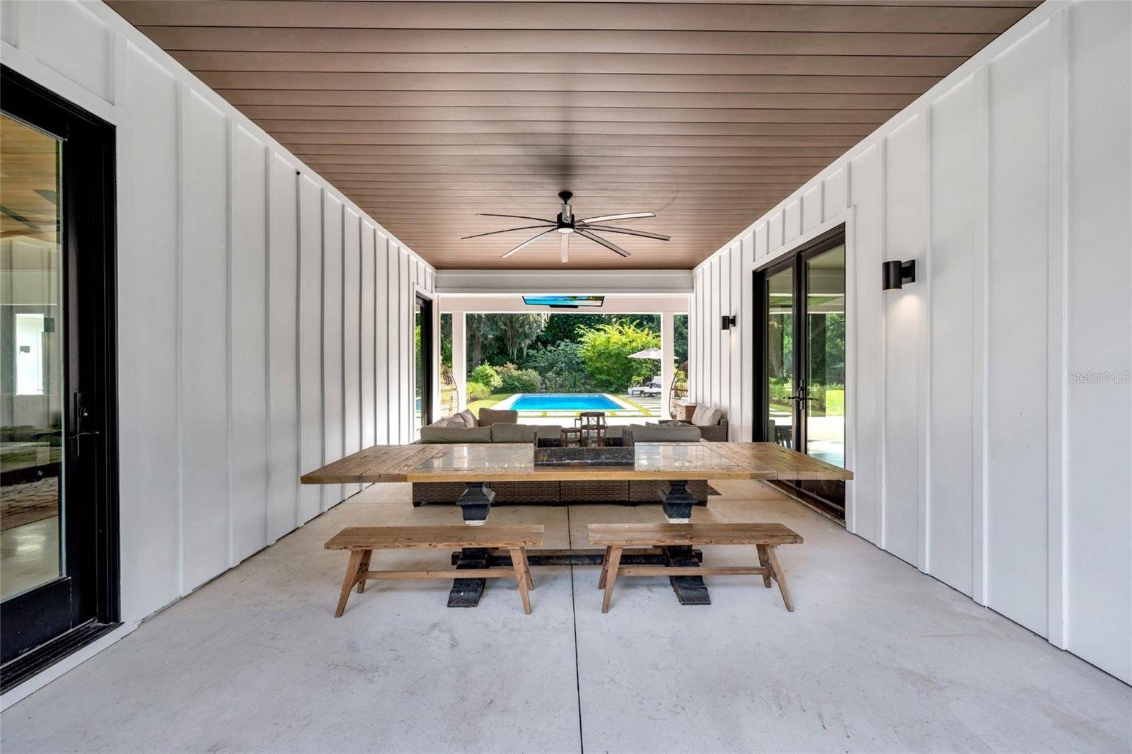 3440 CRENSHAW LAKE RD, Lutz, FL 33548