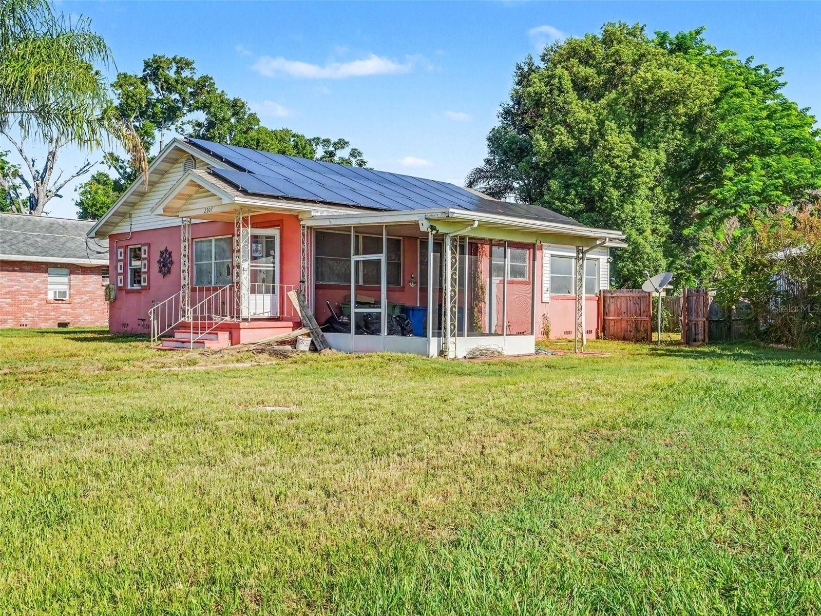 2207 AVENUE B NW, Winter Haven, FL 33880