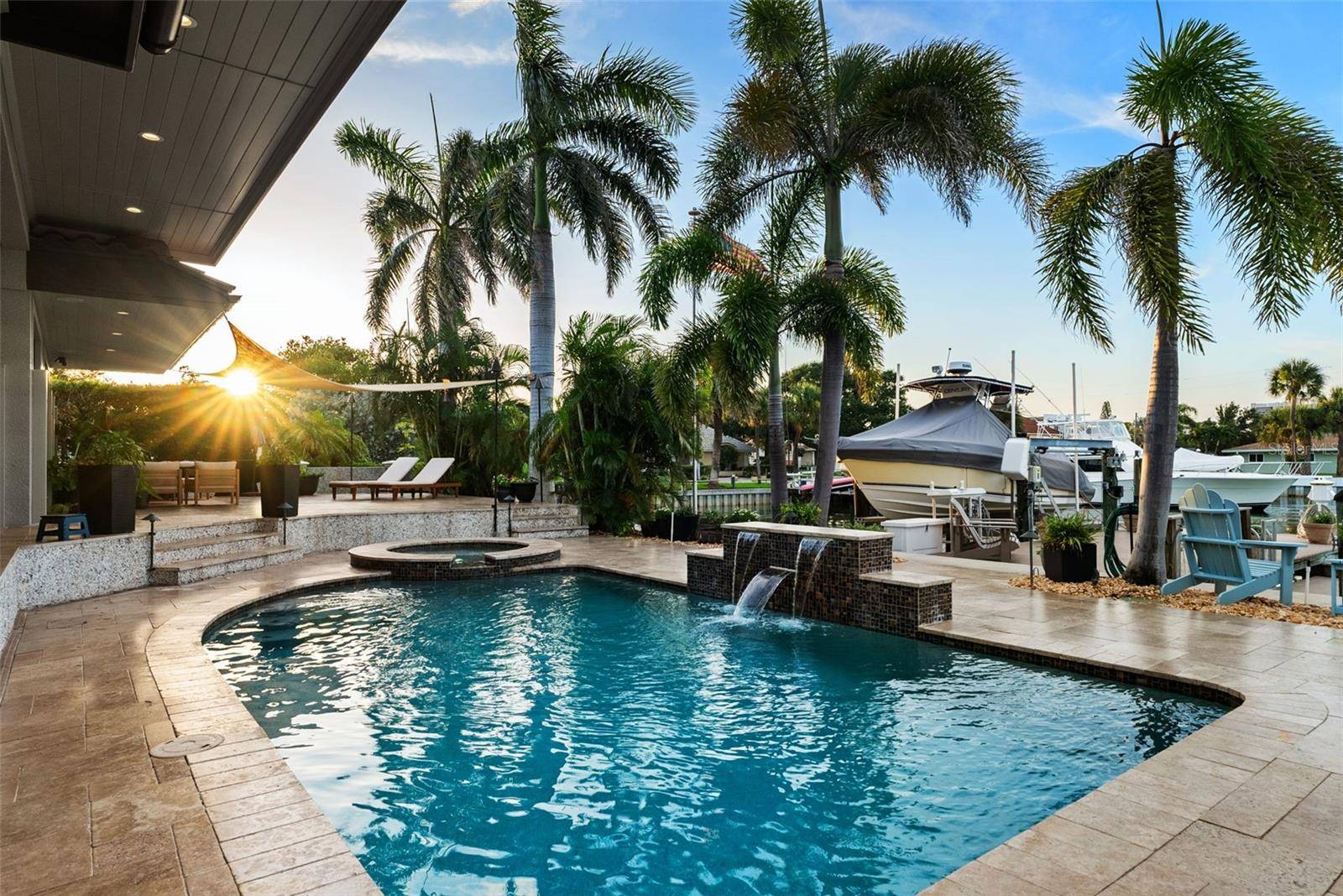 203 HOWARD DR, Belleair Beach, FL 33786