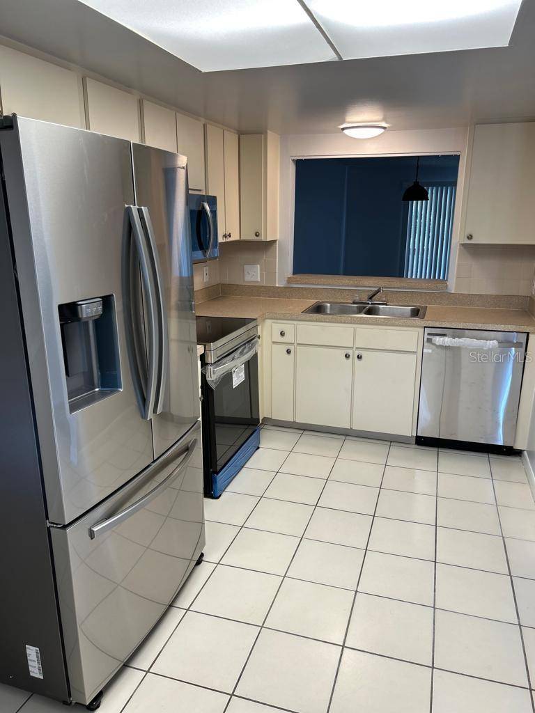 6338 NEWTOWN CIR #38C5, Tampa, FL 33615