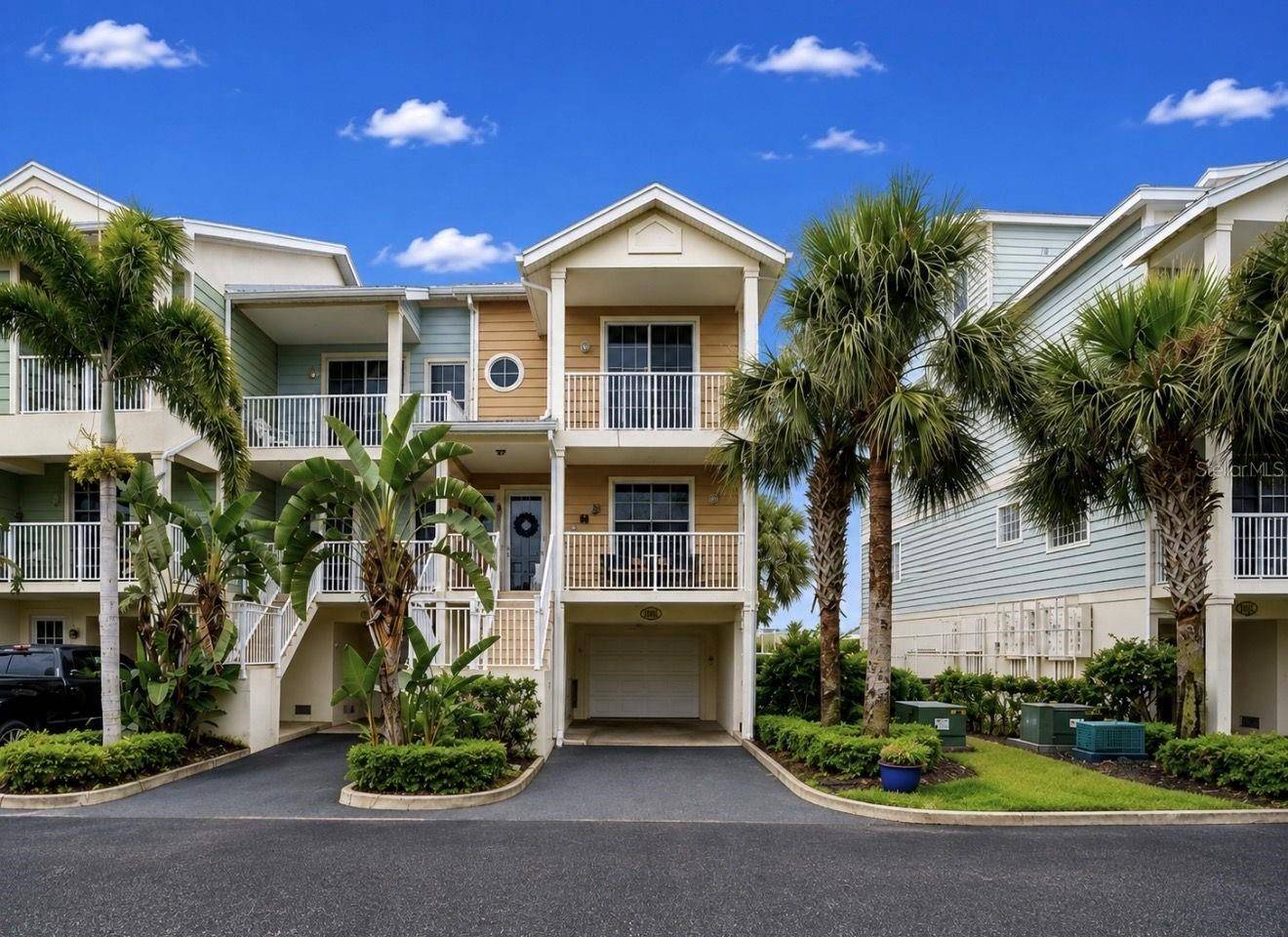 3228 MANGROVE POINT DR, Ruskin, FL 33570