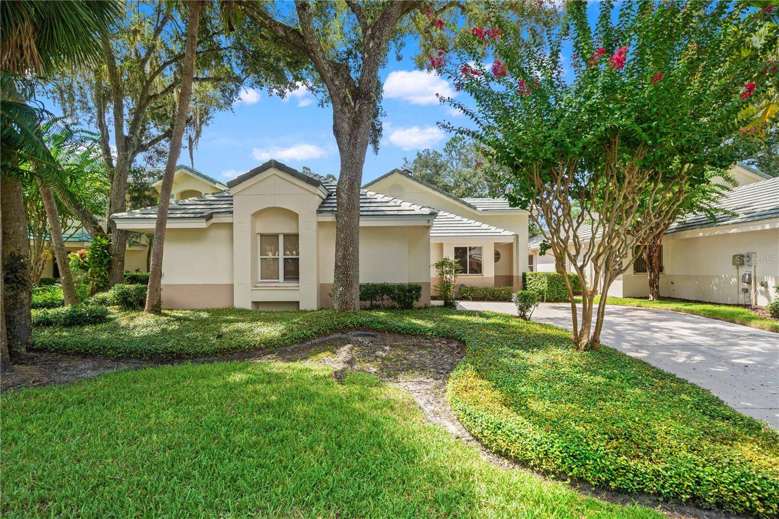 6005 FAIRWAY PALMS CT, Tampa, FL 33647