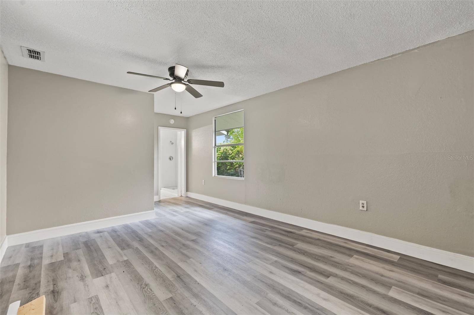 6317 N CENTRAL AVE, Tampa, FL 33604