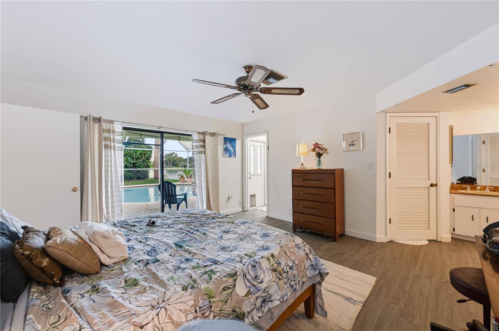 9520 LAKE CHRISTINA LN, Port Richey, FL 34668