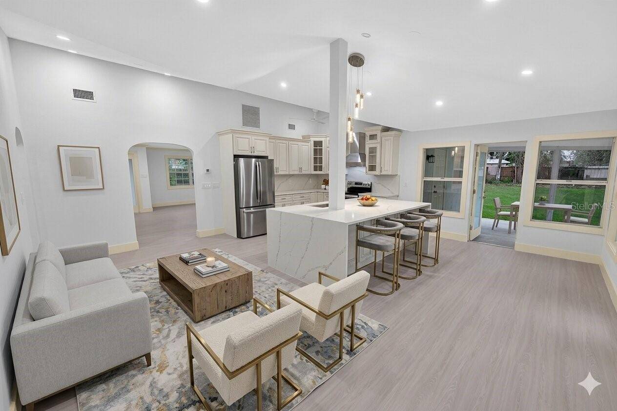 870 NARCISSUS AVE, Clearwater Beach, FL 33767