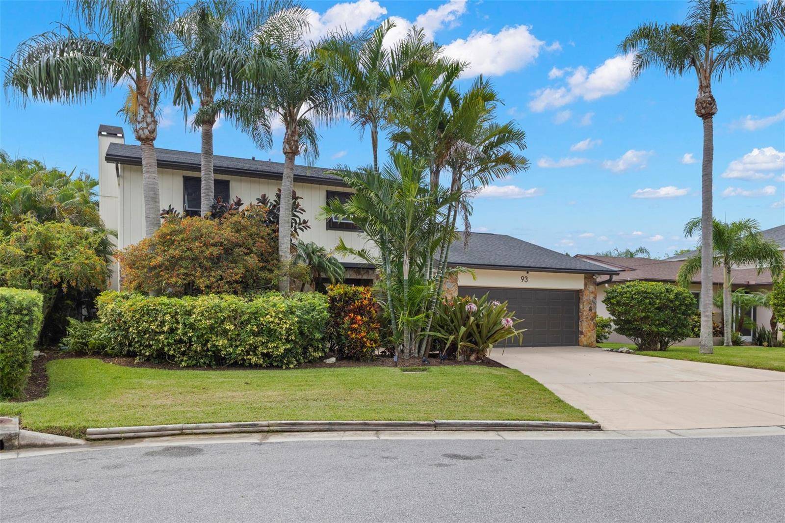 93 S CANAL DR, Palm Harbor, FL 34684