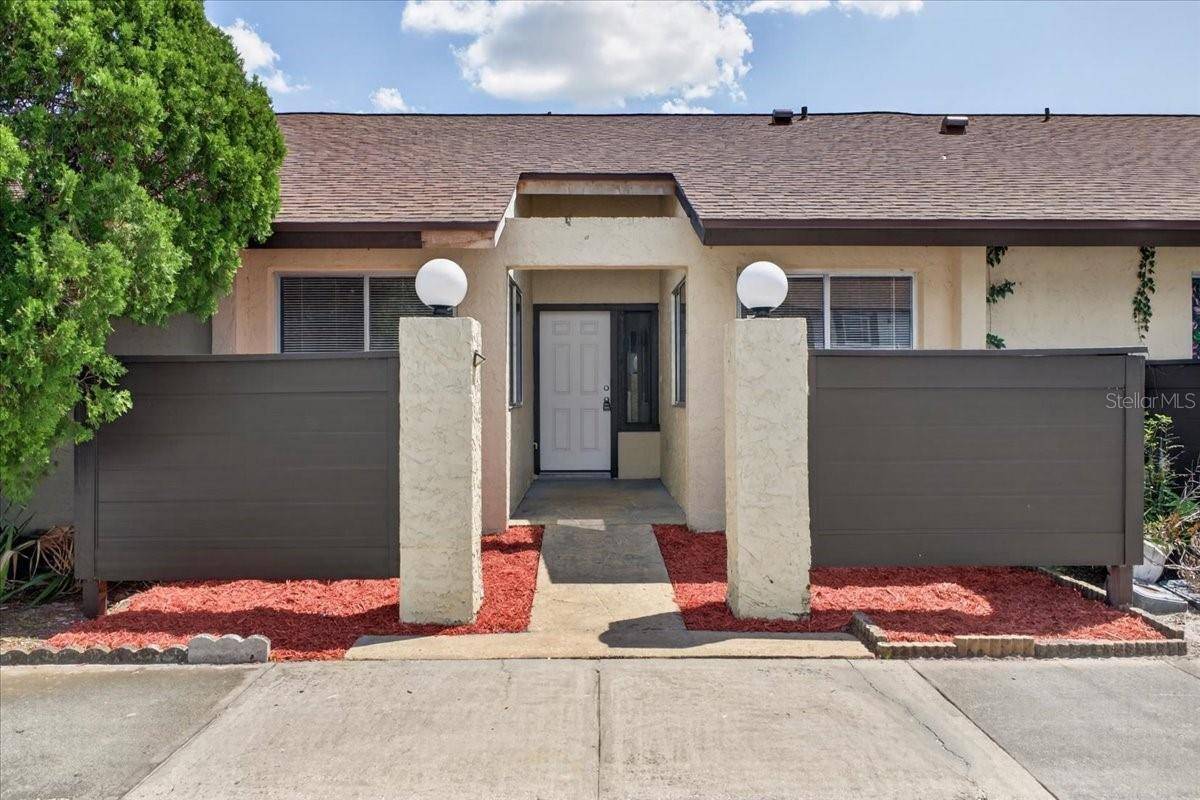 192 DAHLIA VILLAGE CIR #72, Orlando, FL 32807