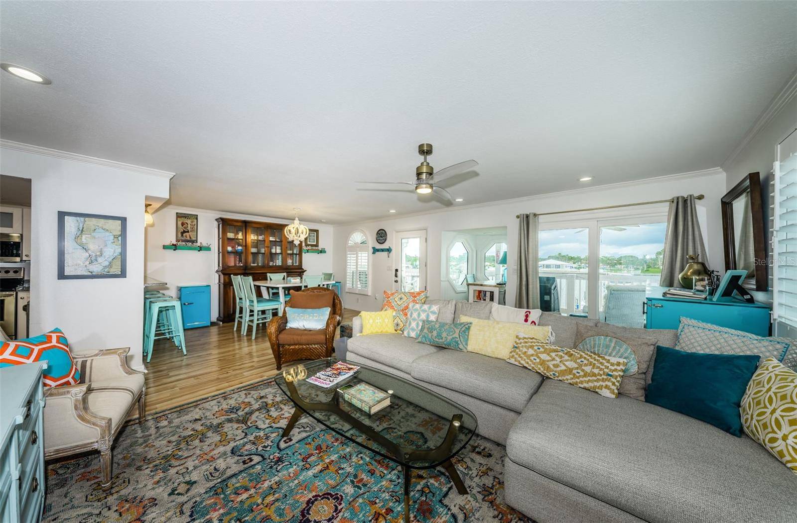20019 GULF BLVD #9, Indian Shores, FL 33785
