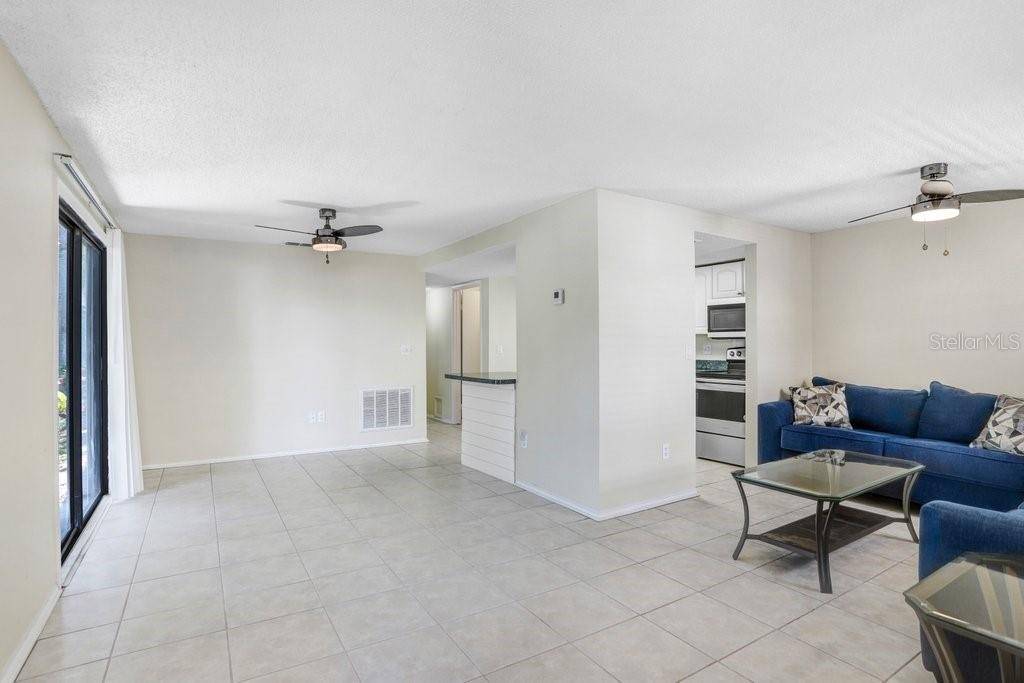 134 SYCAMORE LN #F, Oldsmar, FL 34677