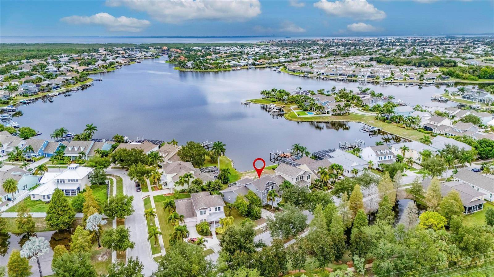 435 MANNS HARBOR DR, Apollo Beach, FL 33572