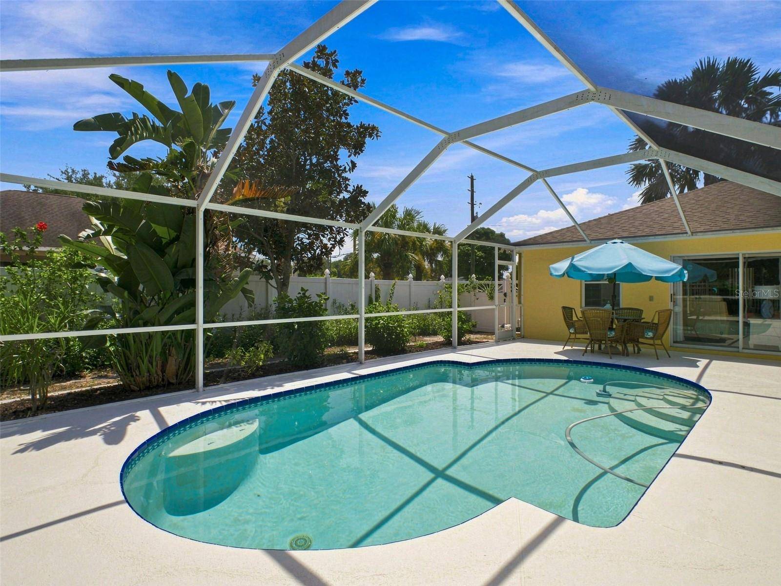 608 N FLORIDA AVE, Tarpon Springs, FL 34689