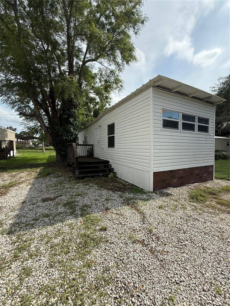 37412 CARRINGER RD #37412, Dade City, FL 33523