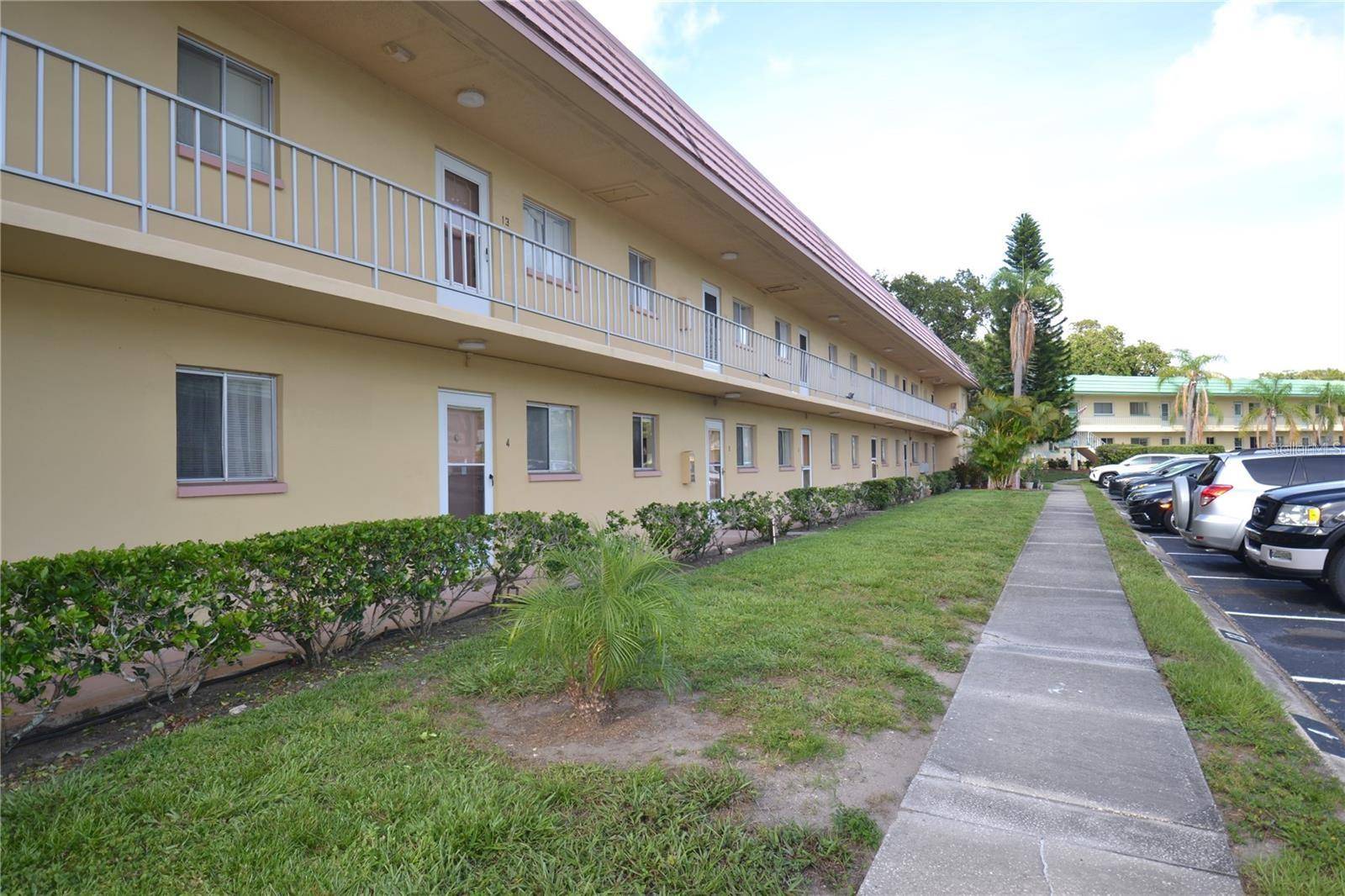 2003 GREENBRIAR BLVD #4, Clearwater, FL 33763