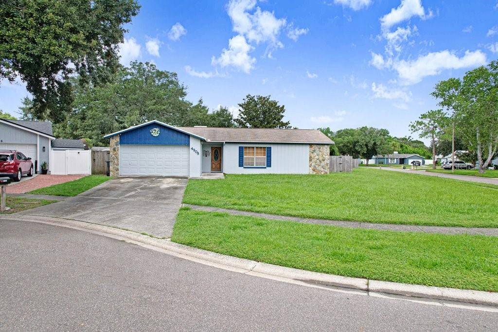 4908 CROCKETT CT, Tampa, FL 33625