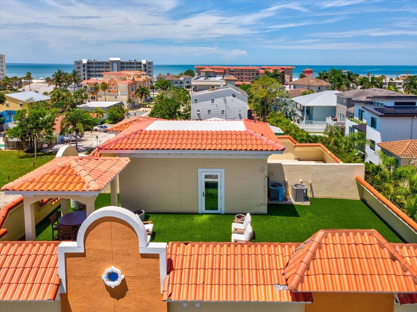 138 175TH AVE E, Redington Shores, FL 33708