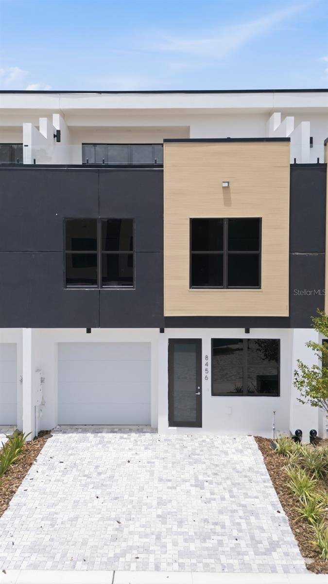 8456 MODANO PL, Tampa, FL 33614