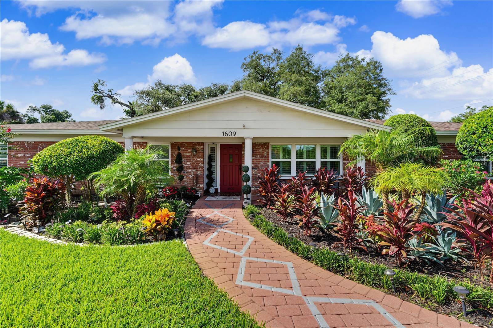 1609 MELODIE DR, Brandon, FL 33510