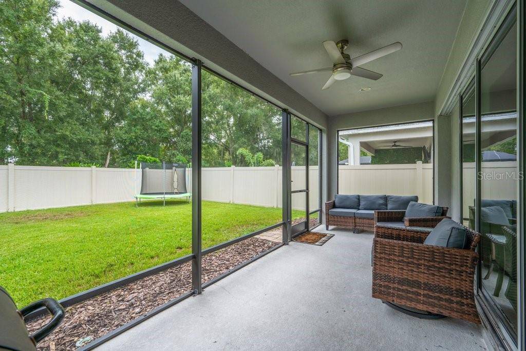 17651 BRIGHT WHEAT DR, Lithia, FL 33547