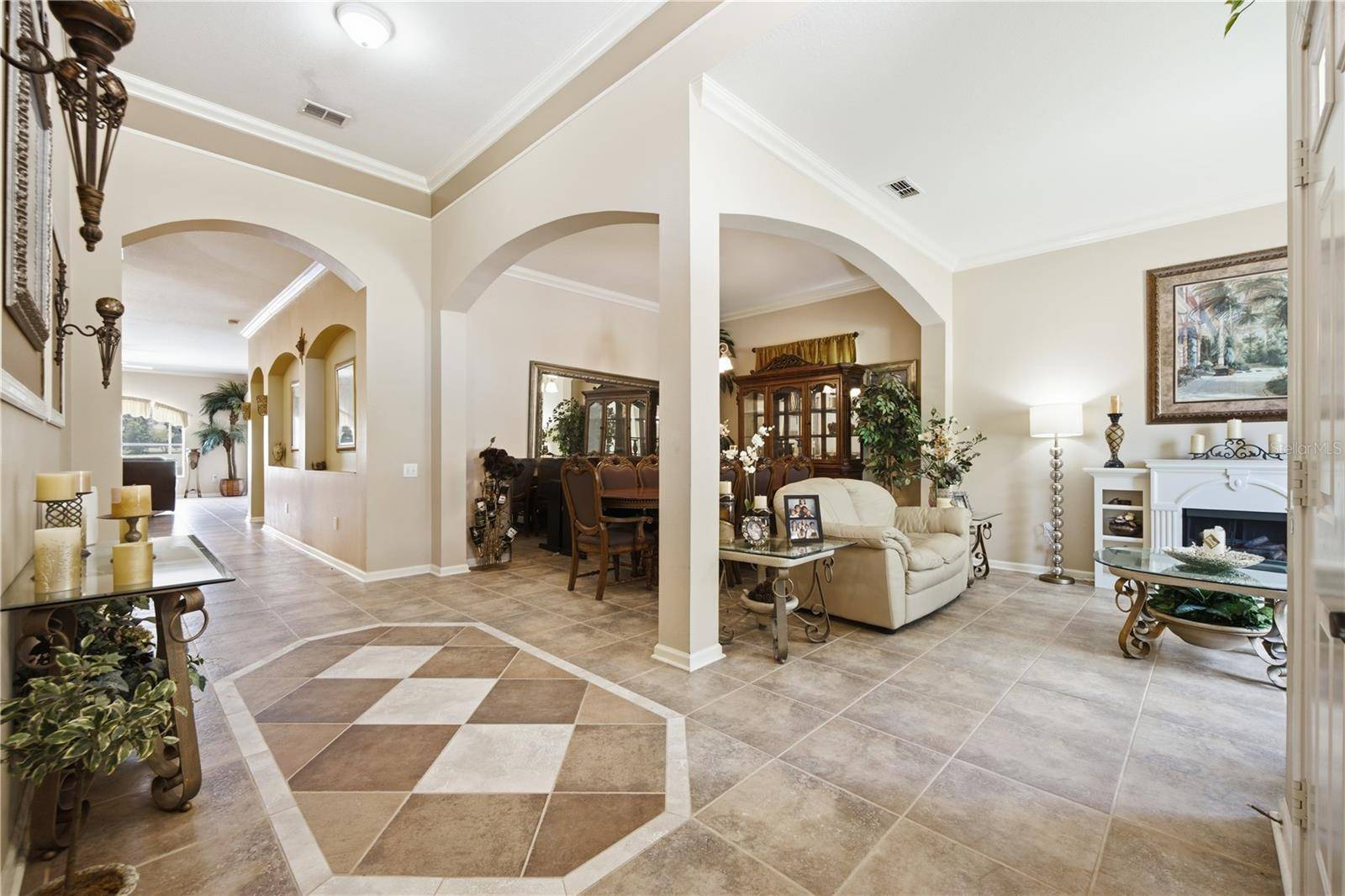 25843 RISEN STAR DR, Wesley Chapel, FL 33544