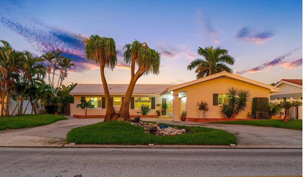 530 79TH ST S, St Petersburg, FL 33707