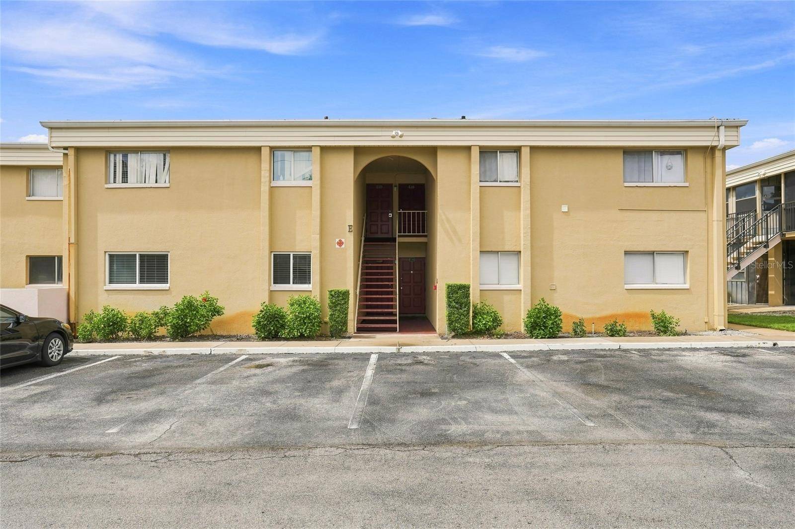 1000 LAKE OF THE WOODS BLVD #105E, Fern Park, FL 32730