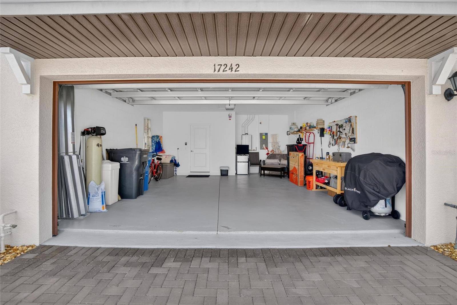 17242 HOLLY WELL AVE, Wimauma, FL 33598