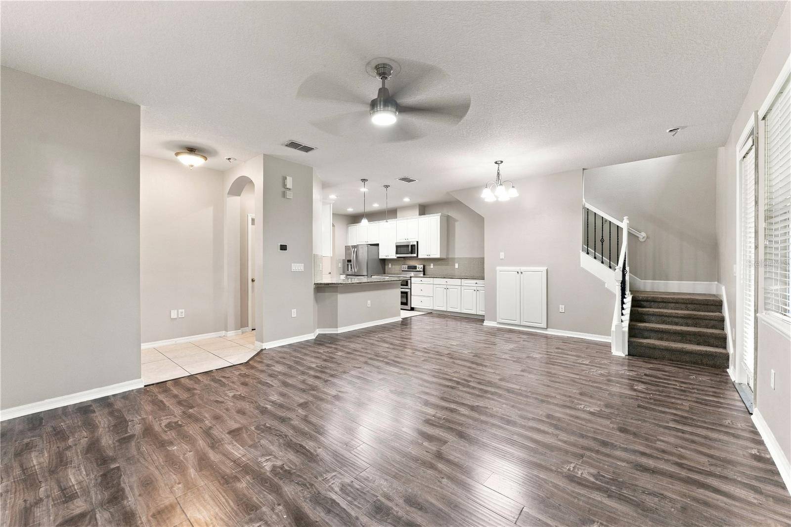 17013 VILESTA DR, Lutz, FL 33548