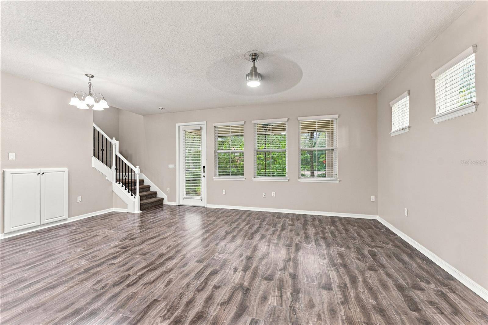 17013 VILESTA DR, Lutz, FL 33548