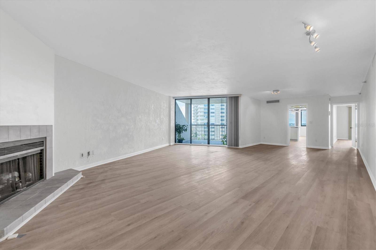 1600 GULF BLVD #617, Clearwater Beach, FL 33767