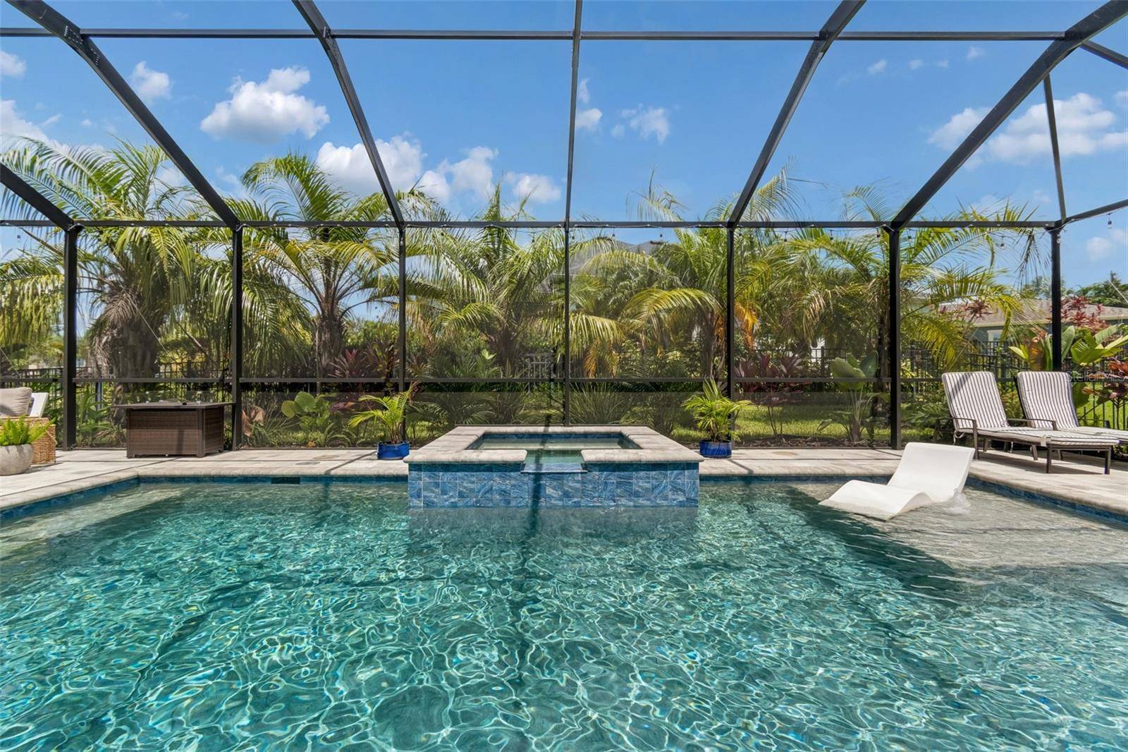 6323 HAVENSPORT DR, Apollo Beach, FL 33572